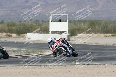 media/Nov-01-2025-CVMA (Sat) [[fc0f7531b8]]/Race 7-Formula Twins-Formula 40 UL/